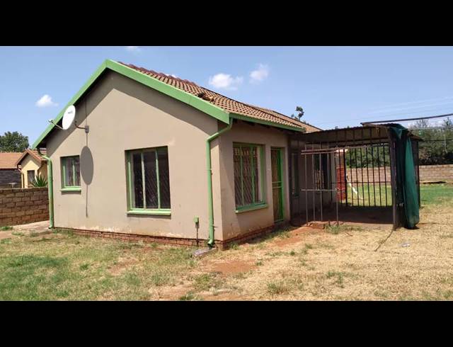 3 BEDROOM FREESTANDING FOR SALE IN SOSHANGUVE XX